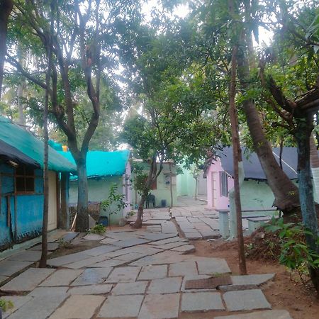 Goldengarden Cottages Hampi Dış mekan fotoğraf