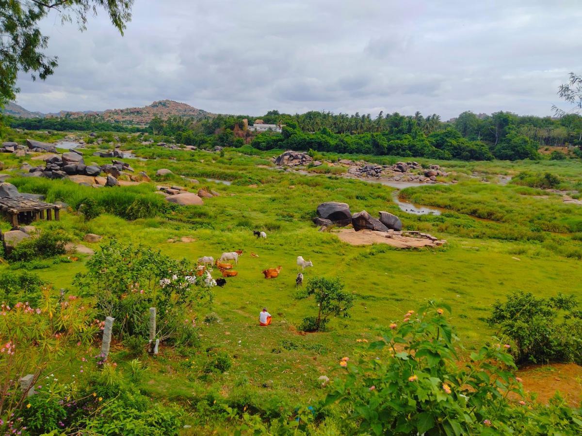 Goldengarden Cottages Hampi Dış mekan fotoğraf